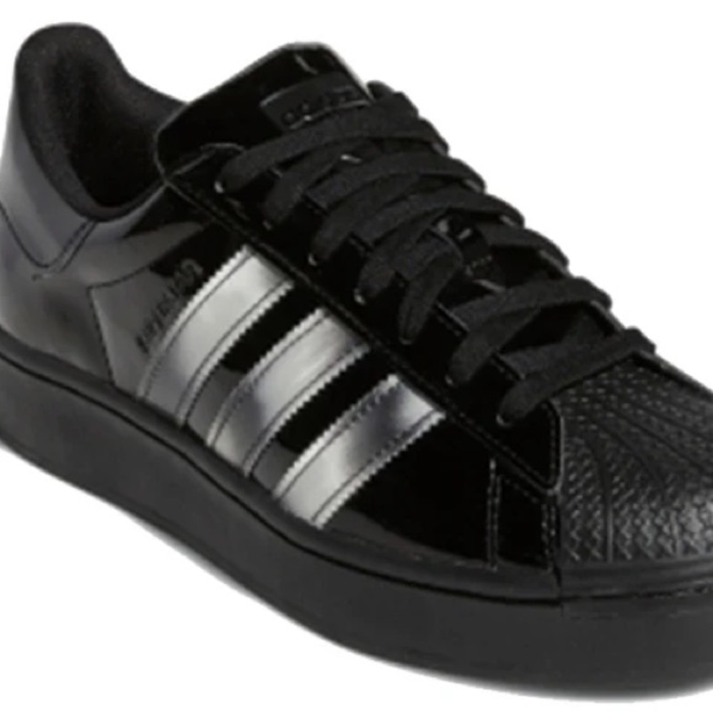 Adidas Superstar Bold woman’s Black and Silver platform Sneakers